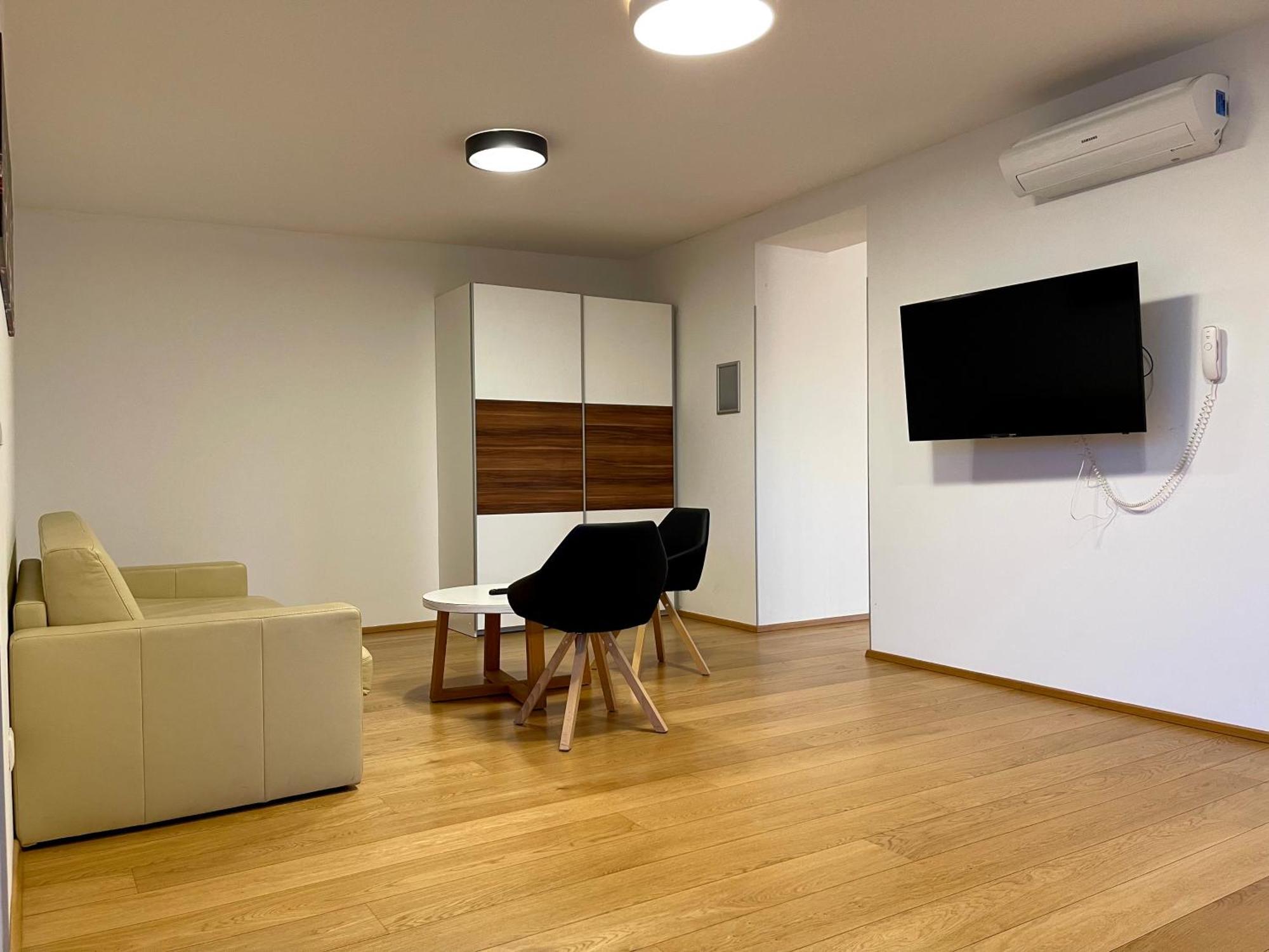 Apartments4You Vienna Luaran gambar